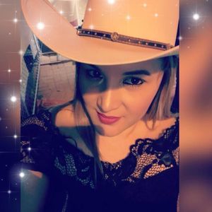 Meet your Posher, Sylvia